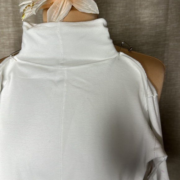 Free People Children’s White Turtle Neck 3/4 Sleeve Shirt szXS - Picture 5 of 6